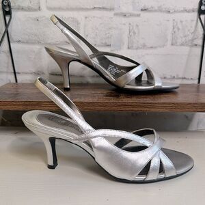 Spring Step Prissy Genuine Leather Heels, Silver Metallic Size 7